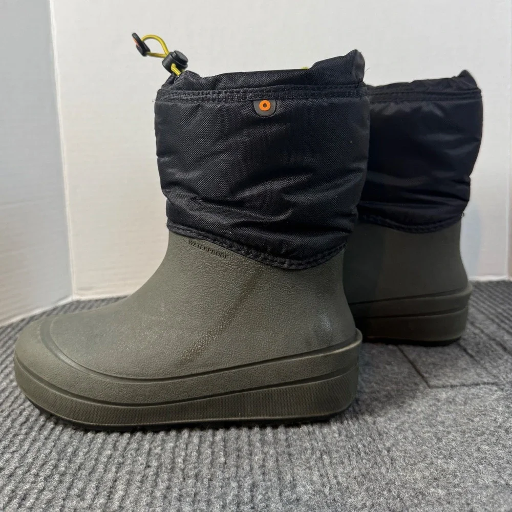 Bogs Snow Shell Youth Size 2 Waterproof Winter Boots Olive Black